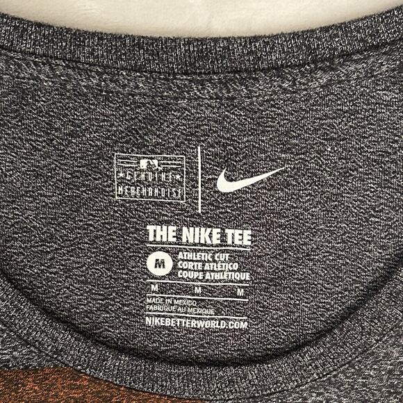 Nike Women's San Francisco Giants Shirt Size Medium Dark Heather Gray Round Neck - Picture 3 of 4